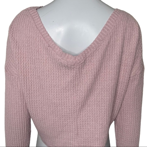 URBAN OUTFITTERS Out From Under Olivia Twist Front Cropped Top Textured Knit M - Picture 12 of 16